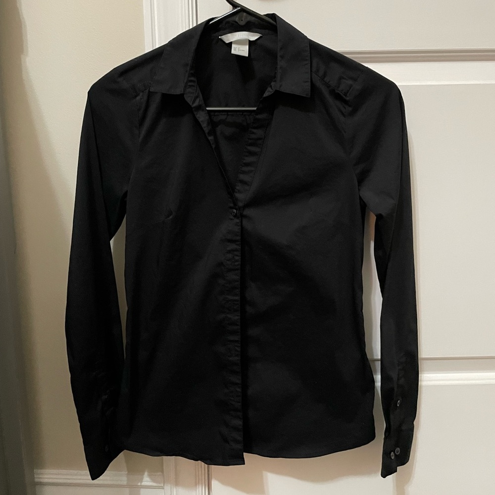 Black shirt